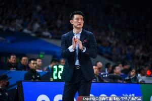 媒体人：上海伤了一半的外援 广厦这都赢不了&只能怪自己能力不行