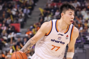 媒体人：广厦锋线群难以招架张镇麟 上海的阵容厚度优势让人绝望